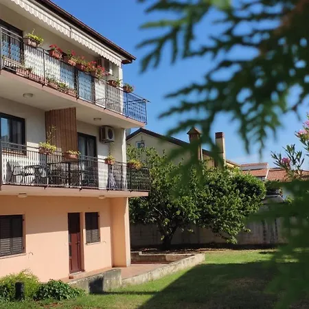 Apartment Amelie *